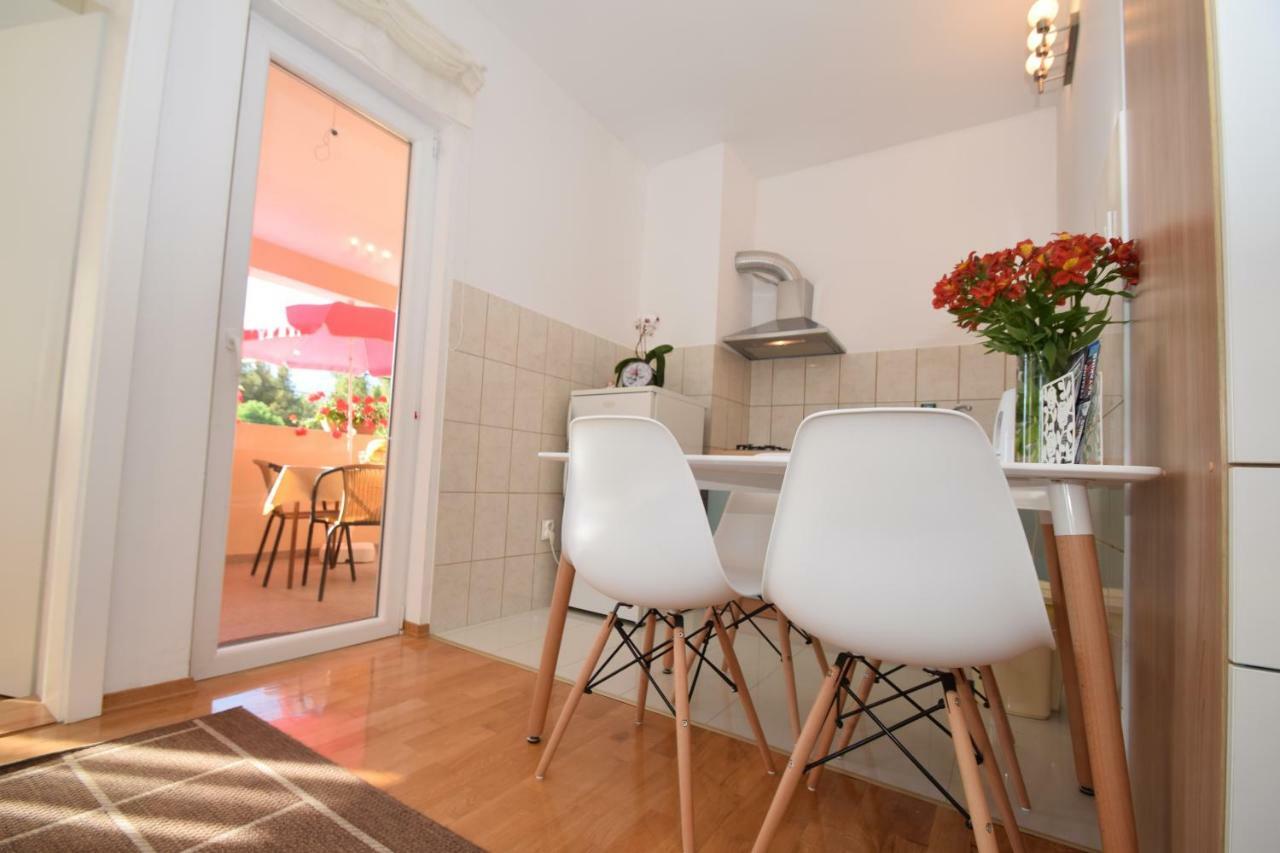 Apartment Smokrovic Starigrad Paklenica Exterior photo